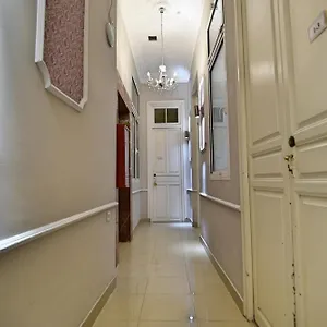 Marques De La Merced Apartman